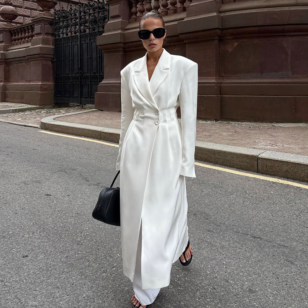 AutumnWinter Women's Fitted And Lengthened Blazer With Defined Waist